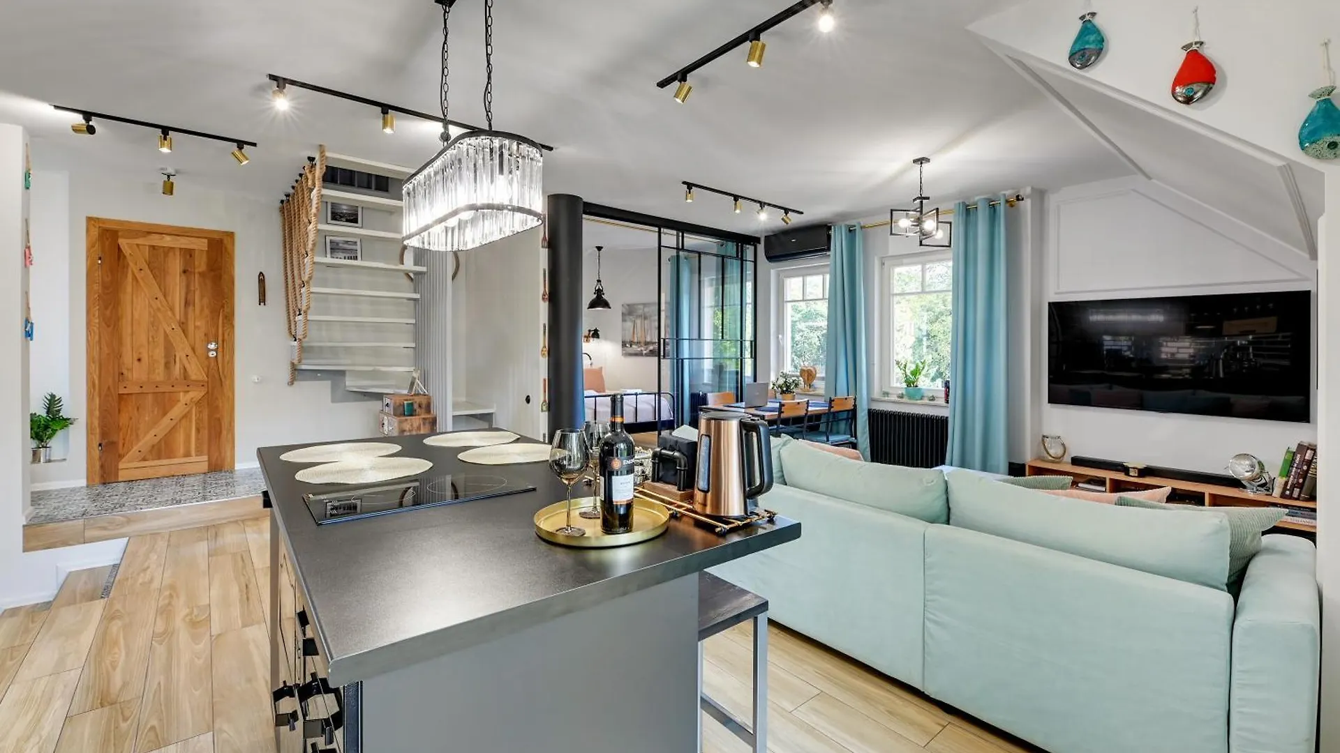 Sopot Beach & Park Penthouse By Downtown Apartments