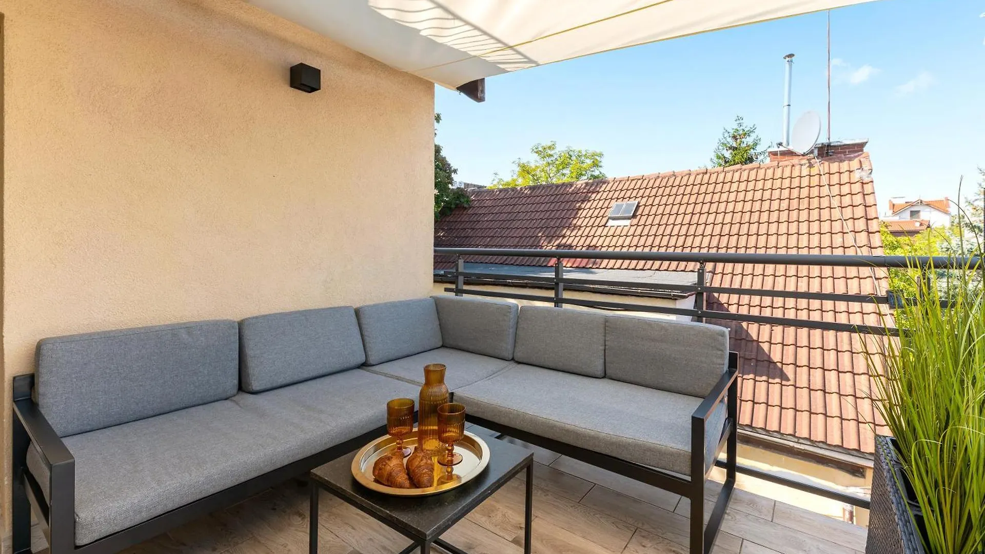 Sopot Beach & Park Penthouse By Downtown Apartments